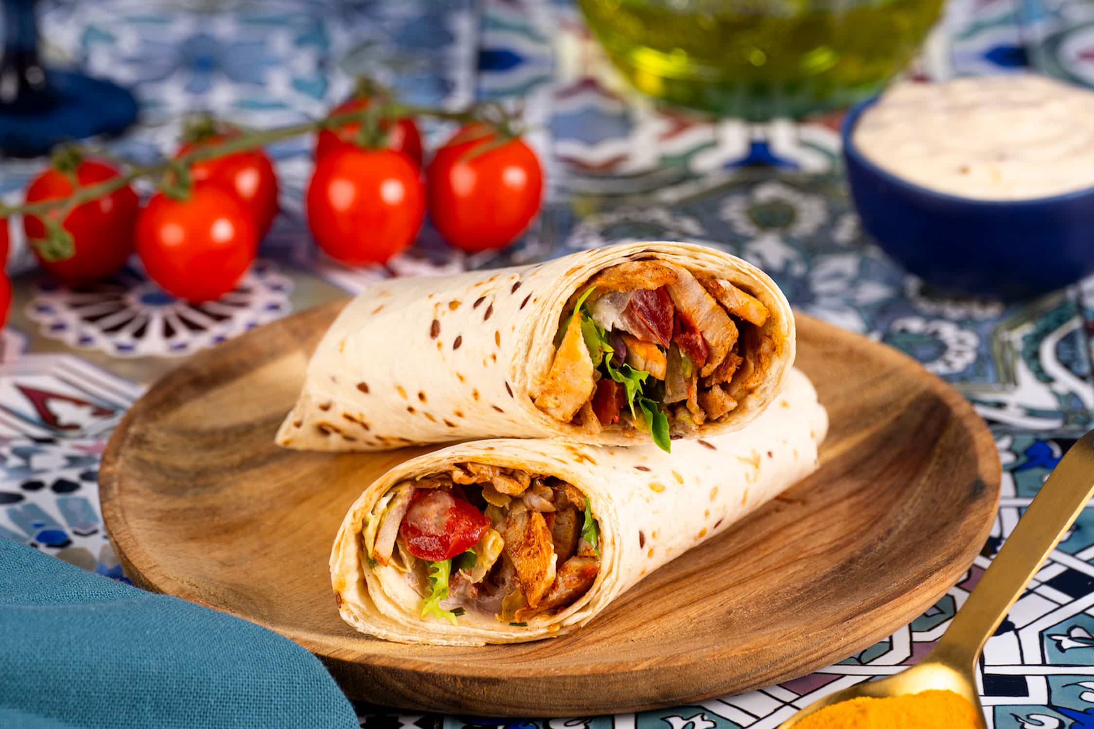 mix-wraps-trip-poulet-kebab-sauce-blanche-ambiance