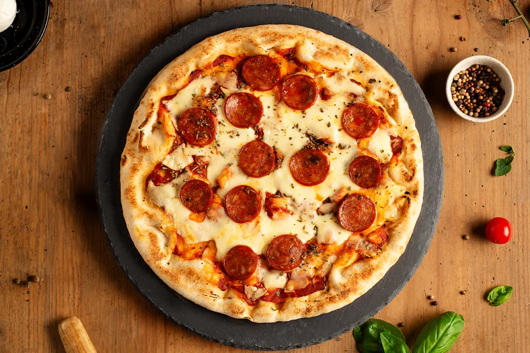 mix-buffet-marque-pizza-ambiance-pepperoni